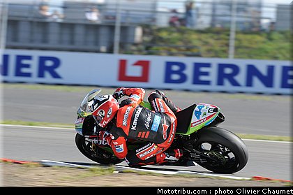 supersport_salom_005_allemagne_nurburgring_2011.jpg
