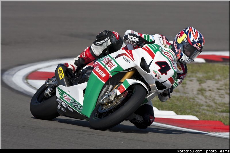sbk_rea_001_allemagne_nurburgring_2011