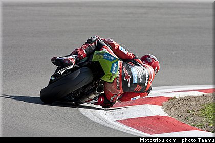 supersport_salom_005_allemagne_nurburgring_2011.jpg