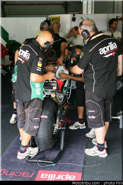 sbk_ambiance_014_italie_imola_2011