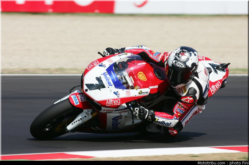 sbk_checa_002_italie_imola_2011