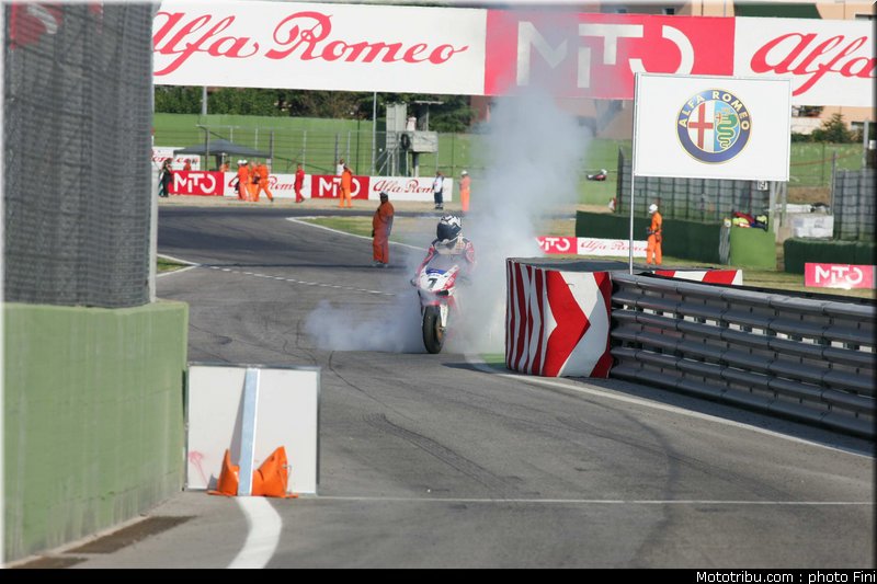 sbk_checa_015_italie_imola_2011