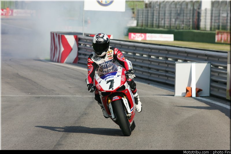 sbk_checa_016_italie_imola_2011