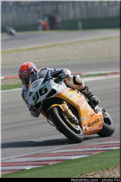 sbk_smrz_004_italie_imola_2011