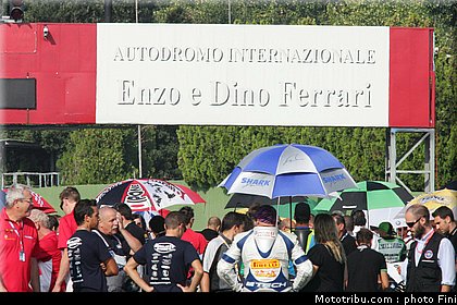 sbk_ambiance_001_italie_imola_2011.jpg