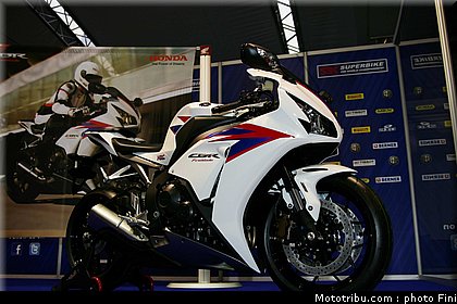 sbk_ambiance_024_italie_imola_2011.jpg
