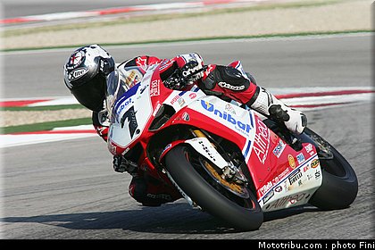 sbk_checa_010_italie_imola_2011.jpg