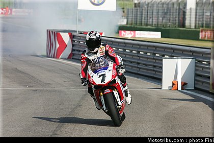 sbk_checa_016_italie_imola_2011.jpg