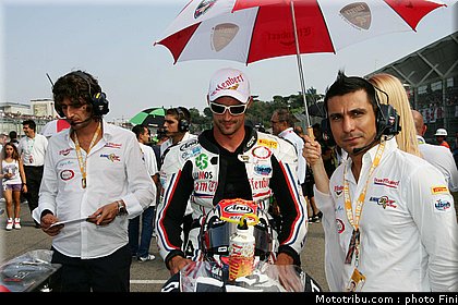 sbk_smrz_001_italie_imola_2011.jpg