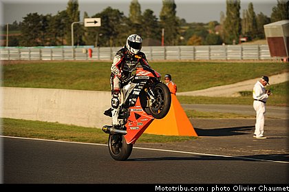 1000stk_lussiana_006_france_magny_cours_2011.jpg
