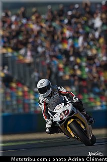 sbk_guintoli_005_france_magny_cours_2011.jpg