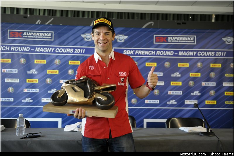 sbk_checa_011_france_magny_cours_2011