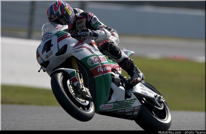 sbk_rea_010_france_magny_cours_2011