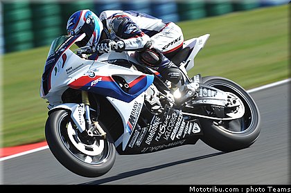 1000stk_zanetti_004_france_magny_cours_2011.jpg