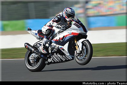 sbk_badovini_009_france_magny_cours_2011.jpg