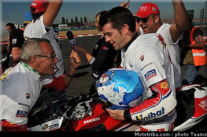 sbk_checa_006_france_magny_cours_2011.jpg