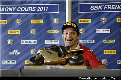 sbk_checa_012_france_magny_cours_2011.jpg