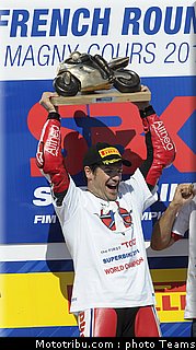 sbk_checa_018_france_magny_cours_2011.jpg