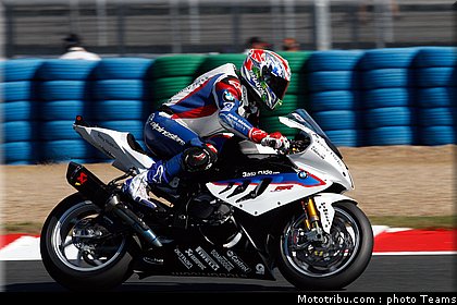 sbk_corser_002_france_magny_cours_2011.jpg