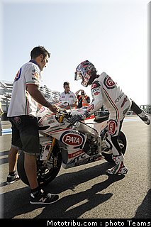 sbk_haga_005_france_magny_cours_2011.jpg