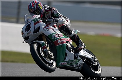 sbk_rea_010_france_magny_cours_2011.jpg