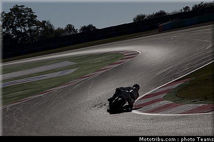sbk_rea_017_france_magny_cours_2011.jpg