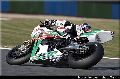 sbk_rea_024_france_magny_cours_2011.jpg