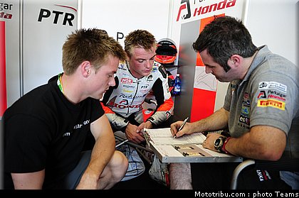 supersport_lowes_010__france_magny_cours_2011.jpg
