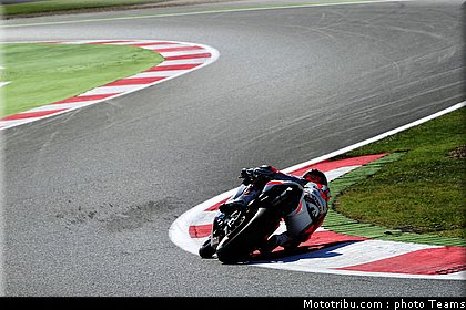 supersport_lowes_019__france_magny_cours_2011.jpg