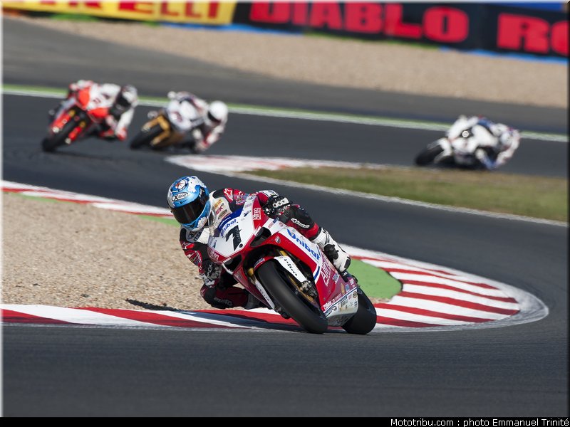 sbk_checa_03_france_magny_cours_2011