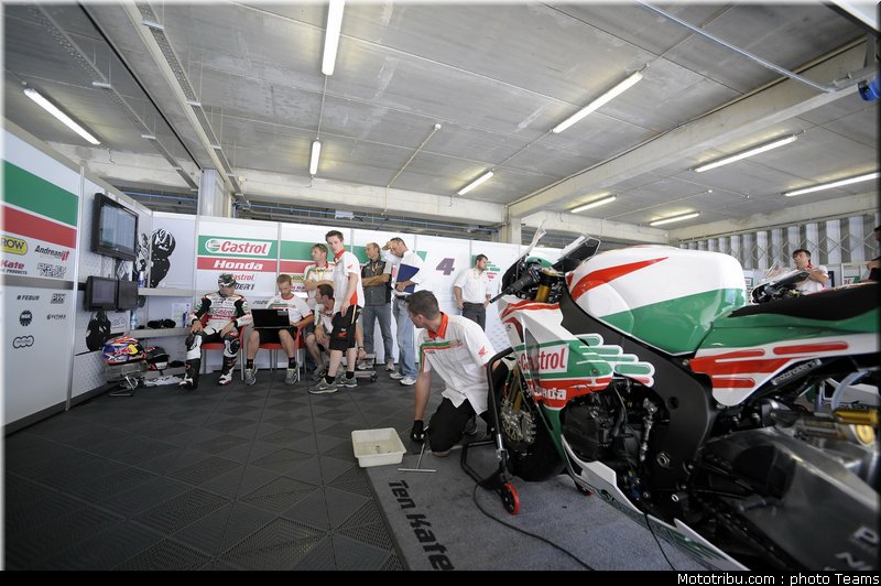 sbk_rea_014_portugal_portimao_2011