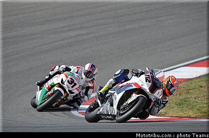 sbk_054_portugal_portimao_2011.jpg