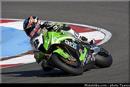 sbk_aitchinson_001_portugal_portimao_2011.jpg