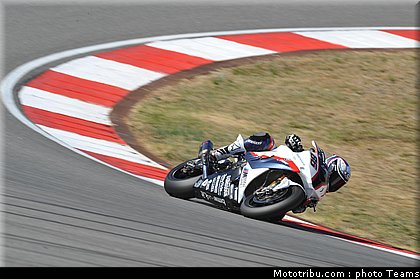 sbk_badovini_001_portugal_portimao_2011.jpg
