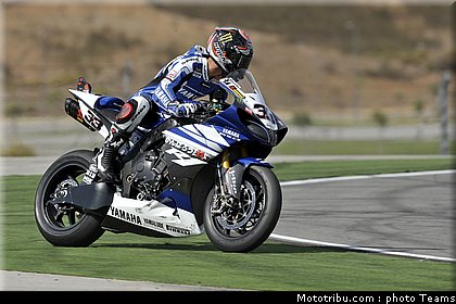 sbk_melandri_005_portugal_portimao_2011.jpg
