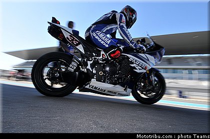 sbk_melandri_006_portugal_portimao_2011.jpg