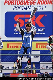 sbk_melandri_010_portugal_portimao_2011.jpg