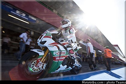 sbk_muggeridge_010_portugal_portimao_2011.jpg