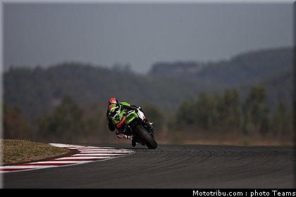 sbk_sykes_005_portugal_portimao_2011.jpg