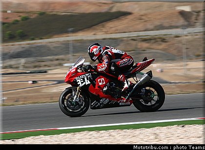 sbk_waters_006_portugal_portimao_2011.jpg