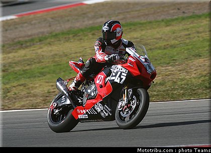 sbk_waters_014_portugal_portimao_2011.jpg