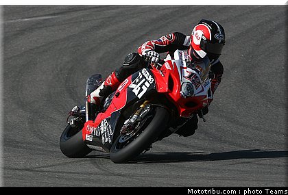 sbk_waters_021_portugal_portimao_2011.jpg