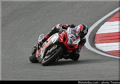 sbk_waters_026_portugal_portimao_2011.jpg