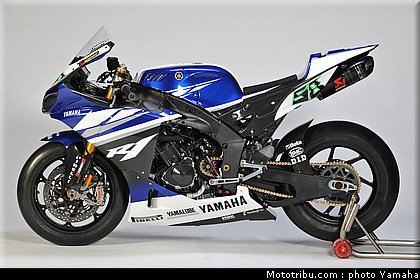 superbike_yamaha_racing_team_001.jpg
