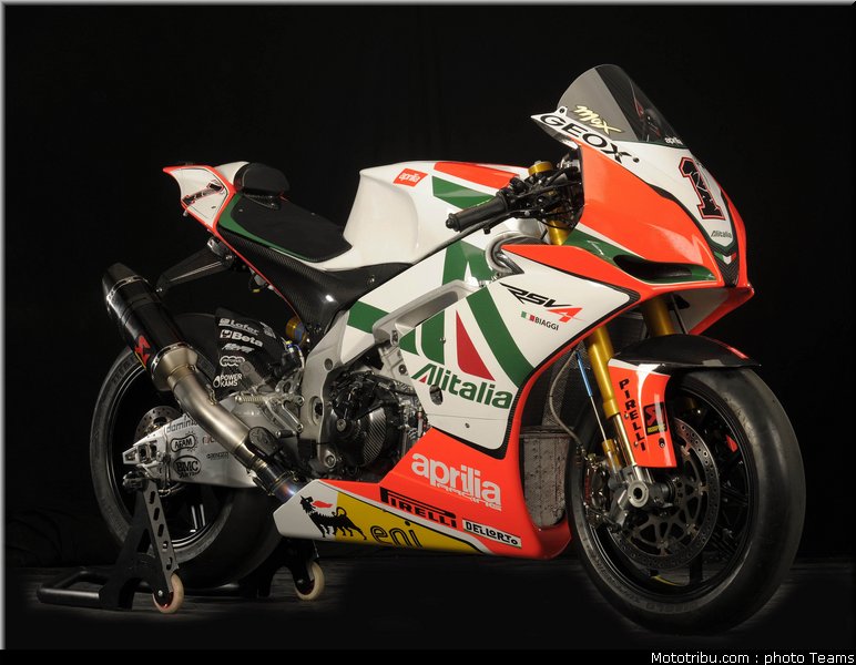 sbk_2011_tests_biaggi_1