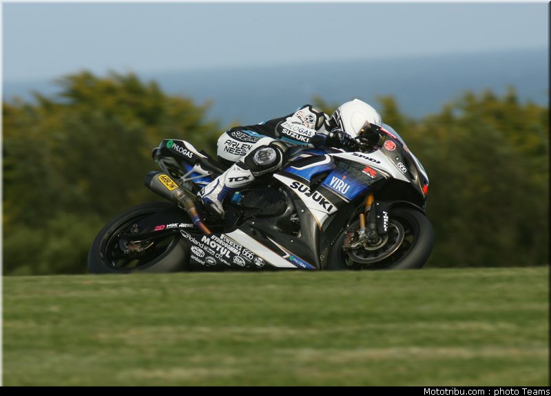 sbk_2011_tests_fabrizio_11