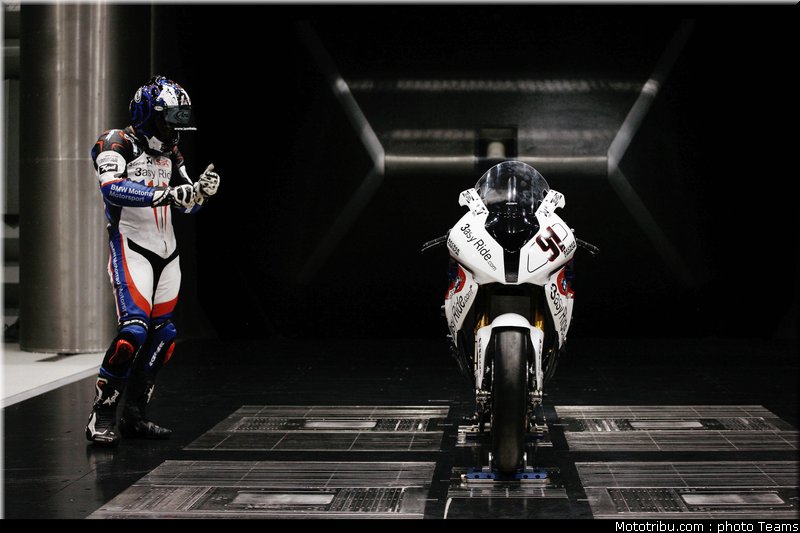 sbk_2011_tests_haslam_02