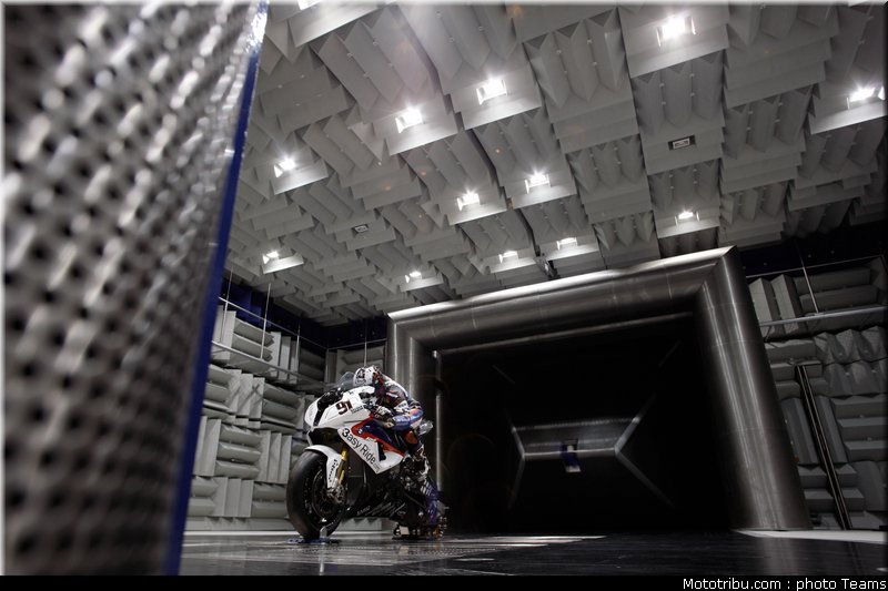sbk_2011_tests_haslam_03