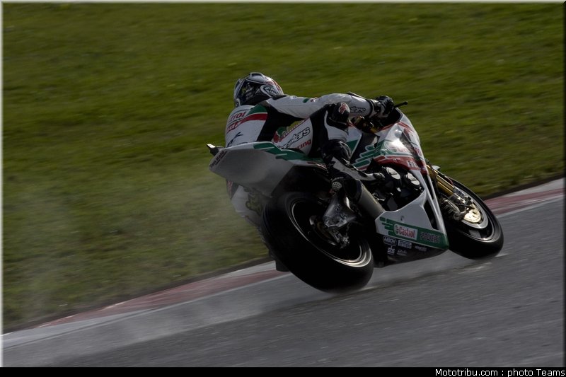 sbk_2011_tests_rea_19