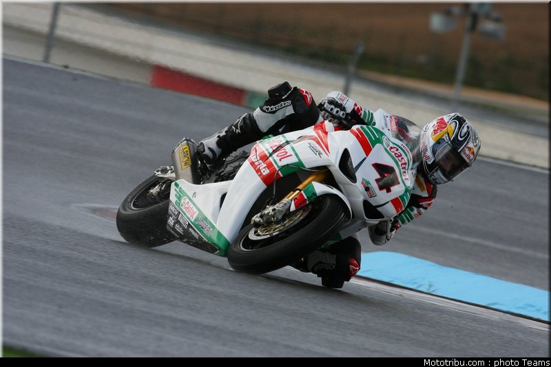 sbk_2011_tests_rea_23